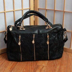 Unknown Brand Embroidery Accent Faux Leather Shoulder/Handbag